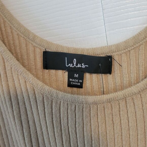 Lulu's Tan Ribbed Knit Midi Dress Size Medium NWT Side Slits - Picture 5 of 8